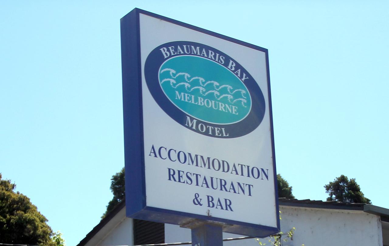 Beaumaris Bay Motel Екстер'єр фото