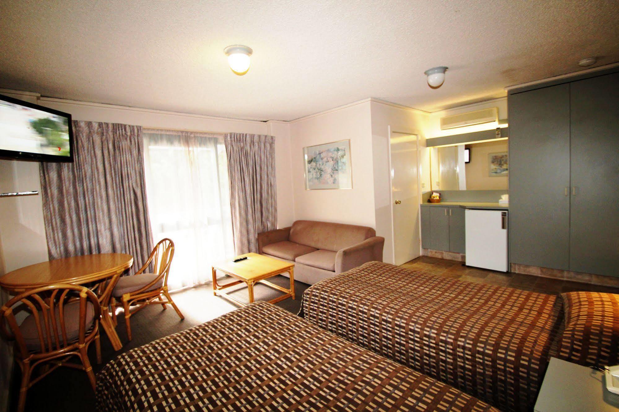 Beaumaris Bay Motel Екстер'єр фото